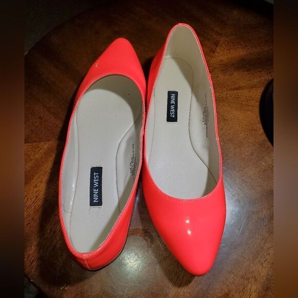 NINE WEST POINTED TOE SLIP-ON WOMEN"S FLAT - Picture 11 of 12